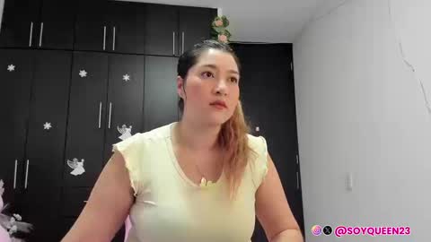 Snapshot of soyqeen chatting on September 10, 4:57 am SoyQueen online show from September 10, 4:57 am