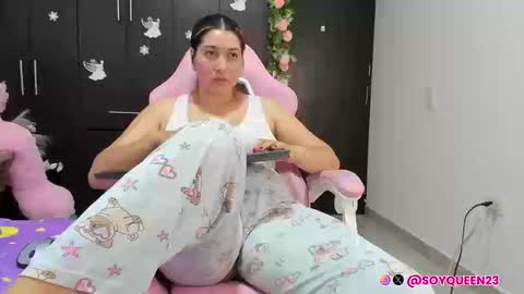 Snapshot of soyqeen chatting on September 13, 4:59 am SoyQueen online show from September 13, 4:59 am