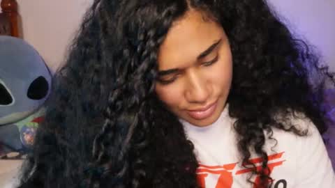 You want to talk to me more personal follow me in My Channel VIP  50 the discount       online show from March 12, 3:10 am