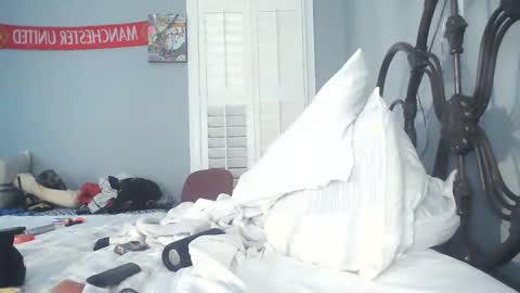 TrndSettrz online show from March 7, 6:13 am