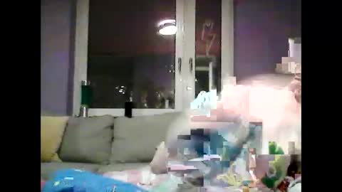 Snapshot of spacegirl42o chatting on January 14, 5:01 pm Spacegirl online show from January 14, 5:01 pm