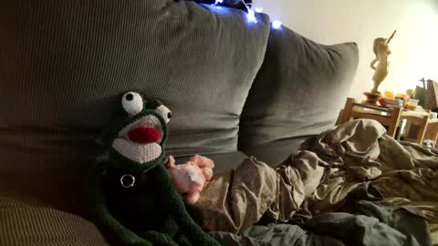 Snapshot of spacegirl42o chatting on December 30, 3:34 pm Spacegirl online show from December 30, 3:34 pm