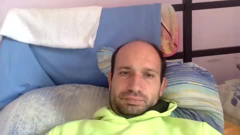 Snapshot of sparei7 chatting on October 5, 2:02 pm Snaiky online show from October 5, 2:02 pm