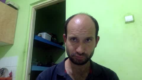 Snapshot of sparei7 chatting on September 14, 9:27 pm Snaiky online show from September 14, 9:27 pm