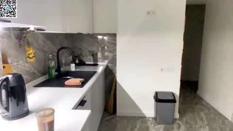 Alex online show from November 4, 10:33 pm