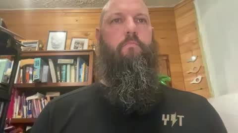 Beard Guy online show from January 14, 1:47 am