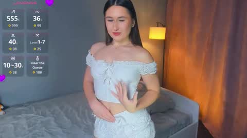 Elva online show from November 25, 8:07 pm