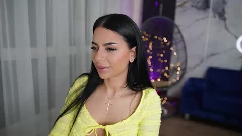 Spicy Maple online show from November 10, 8:00 pm