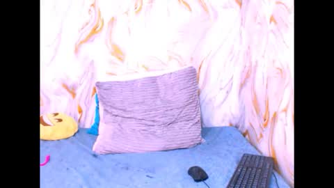 spicybarbie4u online show from March 31, 10:21 pm