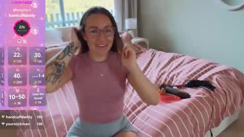 Lilith online show from February 4, 11:52 pm