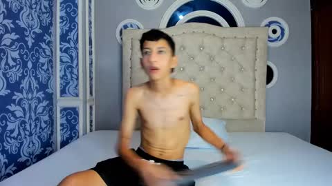 spicyslim_ online show from November 4, 2:35 am