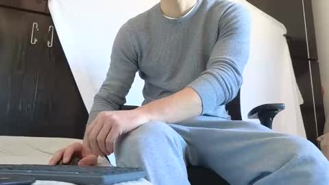 Snapshot of spider_0090 chatting on October 7, 12:01 pm Marco. When Im offline you can view premium content in bio online show from October 7, 12:01 pm