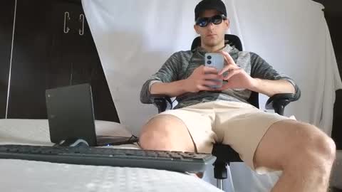 Snapshot of spider_0090 chatting on October 16, 1:44 pm Marco. When Im offline you can view premium content in bio online show from October 16, 1:44 pm