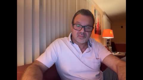 spike69old online show from February 18, 12:10 am