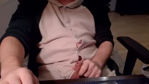 spikyandy online show from February 9, 6:21 pm