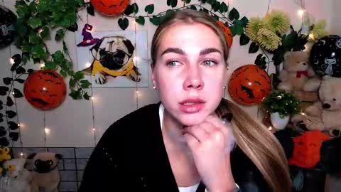 Karina online show from October 27, 8:58 am