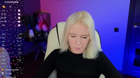 Snapshot of springajara chatting on September 17, 10:08 am Vetta online show from September 17, 10:08 am