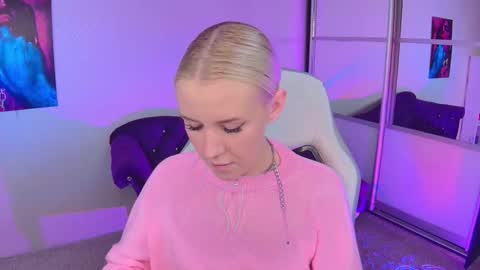 Snapshot of springajara chatting on October 12, 12:42 pm Vetta online show from October 12, 12:42 pm