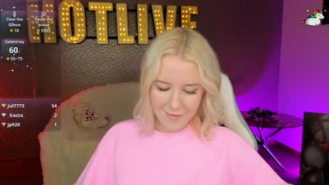 Snapshot of springajara chatting on January 11, 8:22 am Vetta online show from January 11, 8:22 am