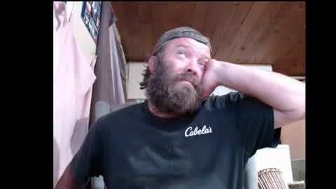 Snapshot of squegly chatting on October 12, 1:48 pm Bryan online show from October 12, 1:48 pm