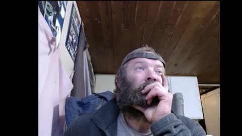 Snapshot of squegly chatting on October 16, 8:47 am Bryan online show from October 16, 8:47 am