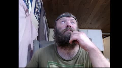 Snapshot of squegly chatting on September 30, 12:26 pm Bryan online show from September 30, 12:26 pm