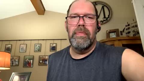 squirreldiamond online show from May 16, 2:05 pm