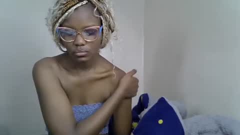 Tashy online show from November 4, 2:46 am