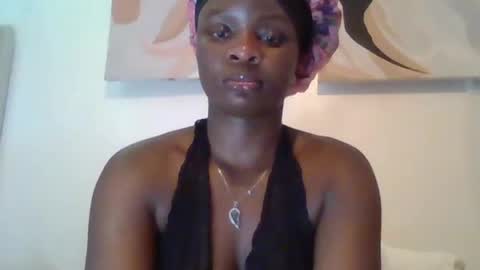 Juicy online show from June 27, 9:32 pm