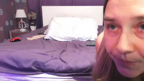 Snapshot of squirtyjess chatting on March 6, 8:16 pm just Jess online show from March 6, 8:16 pm