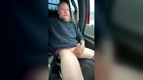 Luv2Cum4u online show from March 18, 11:10 pm