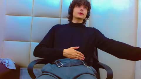 ethan online show from March 3, 1:07 pm