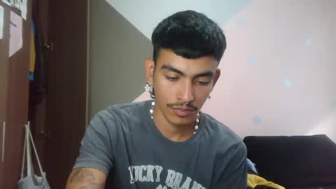 Snapshot of srcejotas chatting on March 12, 9:56 pm sorry mom online show from March 12, 9:56 pm