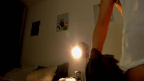 Hey guys i miss you so much  online show from May 28, 9:46 pm