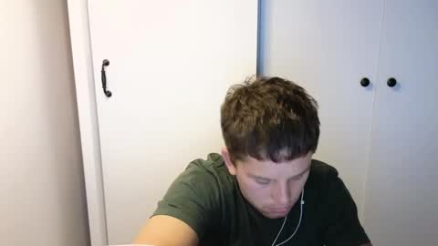 st1vemaster01 online show from September 16, 3:37 pm