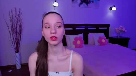 StaceyCutie online show from March 4, 5:54 pm