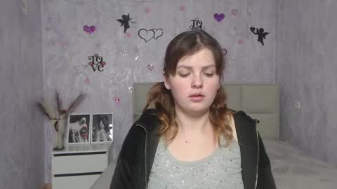 Snapshot of staceylex chatting on February 17, 6:42 am Stacey online show from February 17, 6:42 am