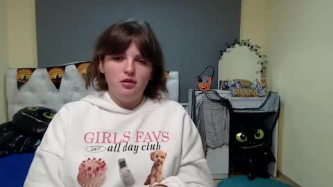 Snapshot of staceylex chatting on October 19, 8:41 am Stacey online show from October 19, 8:41 am