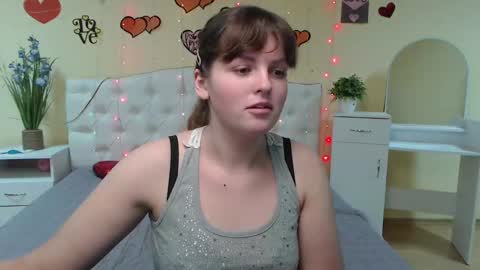 Snapshot of staceylex chatting on February 15, 6:33 am Stacey online show from February 15, 6:33 am