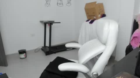 Zulma Yisset online show from March 29, 2:57 am