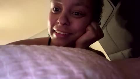 stacysquirtle online show from January 7, 5:01 am