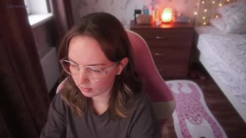 Alice online show from November 8, 7:55 am