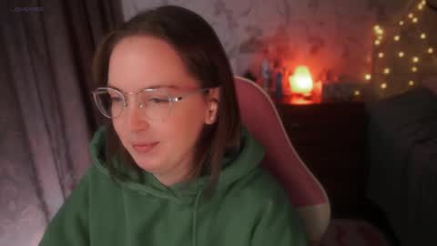 Alice online show from February 3, 9:52 pm