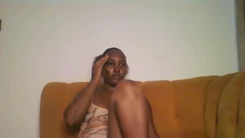 Snapshot of stargirl880271 chatting on February 26, 3:25 am isha online show from February 26, 3:25 am