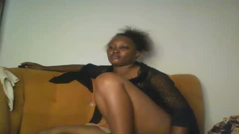 Snapshot of stargirl880271 chatting on October 16, 2:55 am isha online show from October 16, 2:55 am