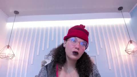 Snapshot of starkjoness chatting on October 20, 12:43 pm Stark Jones online show from October 20, 12:43 pm