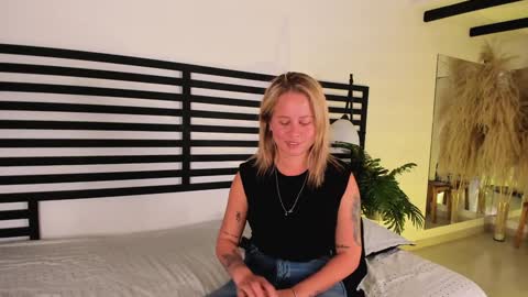 Stefanny   online show from January 23, 3:22 pm