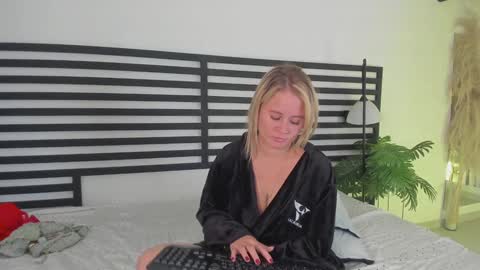 Stefanny   online show from January 30, 3:08 pm