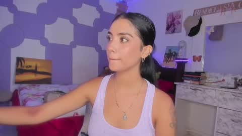 Snapshot of stefanny_pllus chatting on March 2, 7:56 pm Im MiaIts my first day here online show from March 2, 7:56 pm