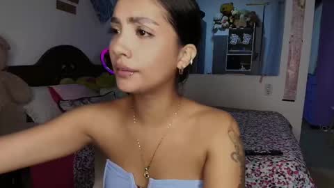 Snapshot of stefanny_pllus chatting on September 22, 1:21 am Im MiaIts my first day here online show from September 22, 1:21 am